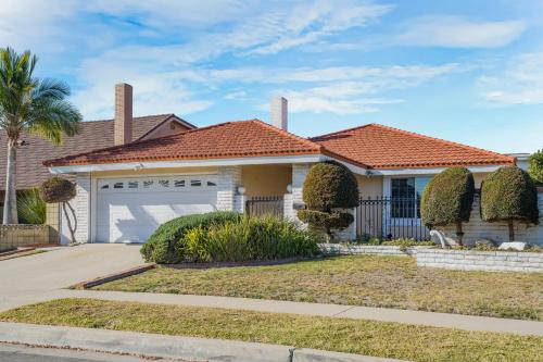 Spacious House, Central, All Amenities in Harbor City, USA