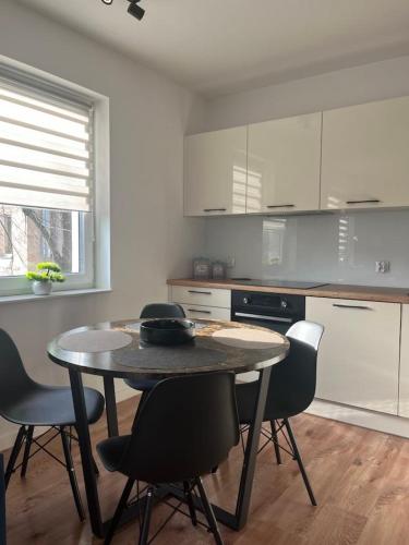 Apartament Andrea z balkonem in Olesnica