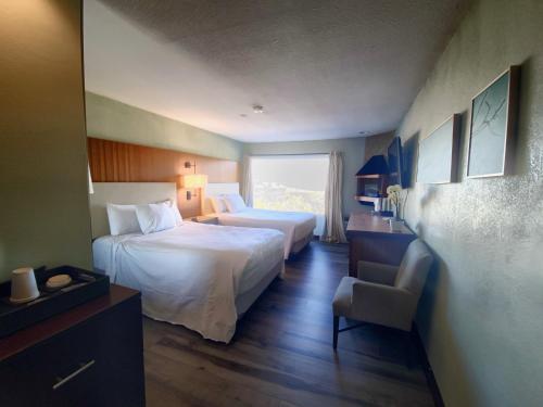 2 double beds