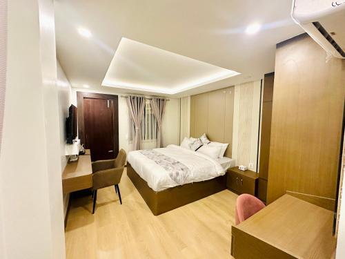 Superior Double Room image 3