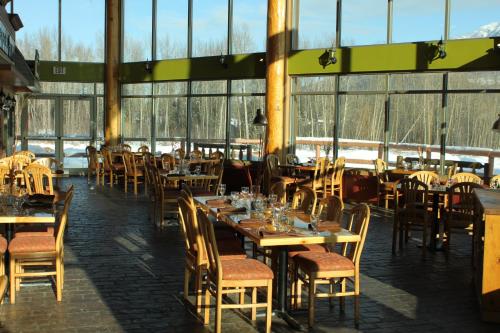 ห้องอาหาร, Fernie Stanford Resort in เฟอร์นี่ (BC)