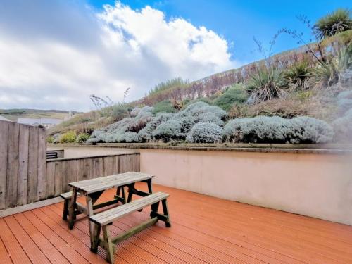 Waves Apartments - image 14