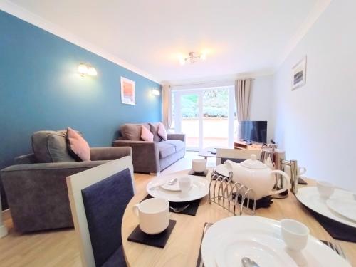 Waves Apartments - image 4