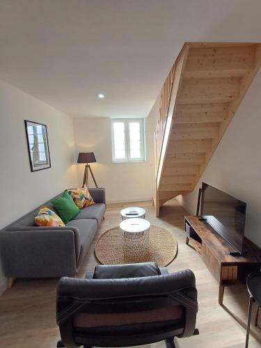 duplex chaumié, 4pers, wifi, parking privée (duplex chaumie, 4pers, wifi, parking privee) in 阿讓市中心