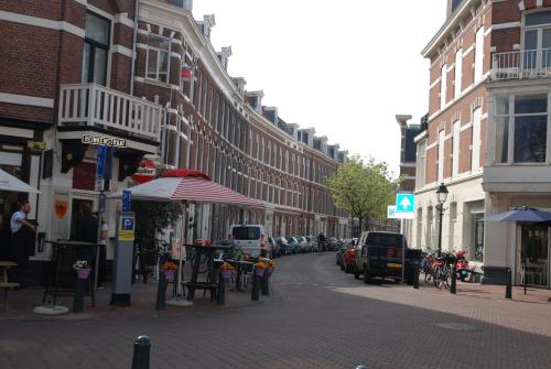 Bed & Breakfast Obrechtstraat - image 3