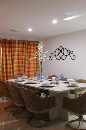 Southern Elegance Gateway Southern Elegance Gateway