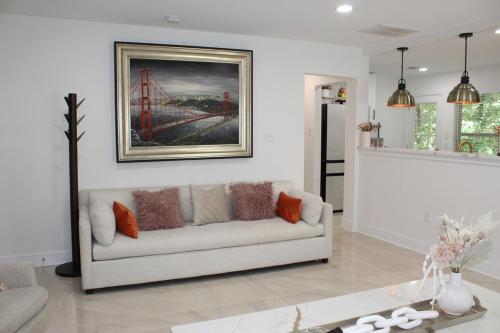 Southern Elegance Gateway Southern Elegance Gateway