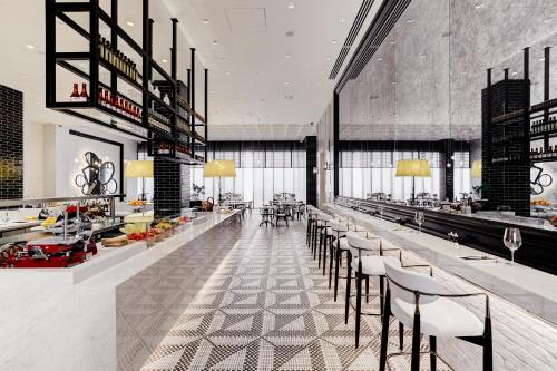 Étterem, Cinnamon Life at City of Dreams near Holland Múzeum