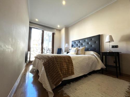 Apartamentos el Parque in Пола-де-Сьеро