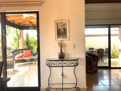 Villa Tikal- Charming 2 bedroom villa wpool in Ajijic, Mexico