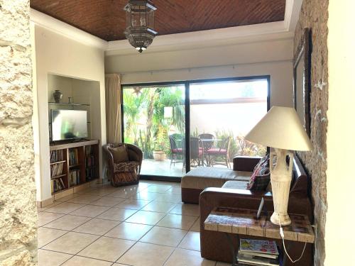 Villa Tikal- Charming 2 bedroom villa wpool Villa Tikal- Charming 2 bedroom villa wpool