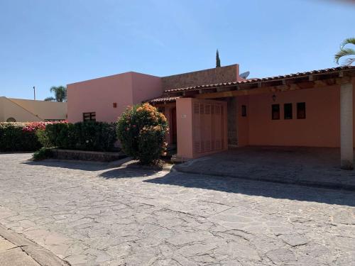 Villa Tikal- Charming 2 bedroom villa wpool Villa Tikal- Charming 2 bedroom villa wpool