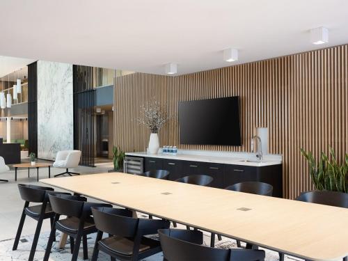Ave Phoenix Sky – Phoenix, AZ