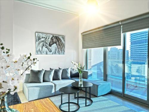 Cozy 1 Bedroom Apartment with Marina and Sea View Z1306, Dubai