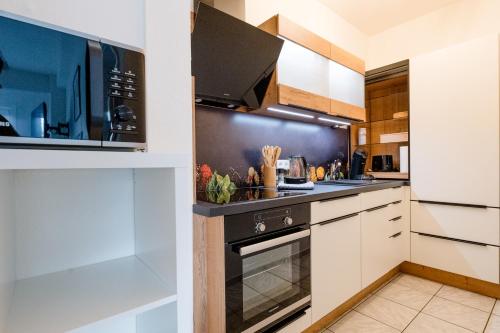Kitchen, janu-homes - 2 Zimmer Apartment - 5 Betten, Schlossblick vom Romer in Runkel