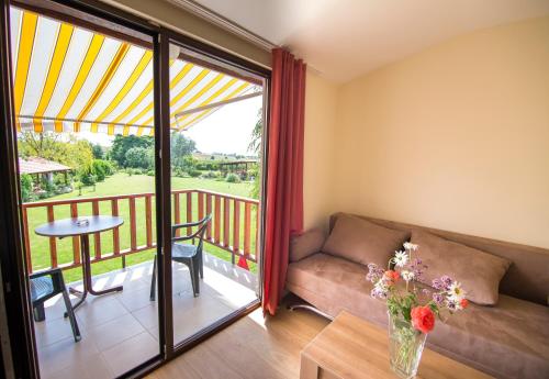 Oaza Inn in Chekoshtina