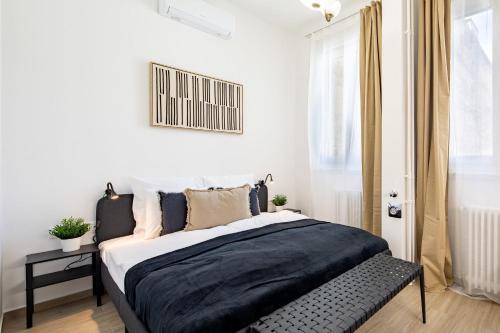 Apartment room in Central - Stylish New Studio - AC
