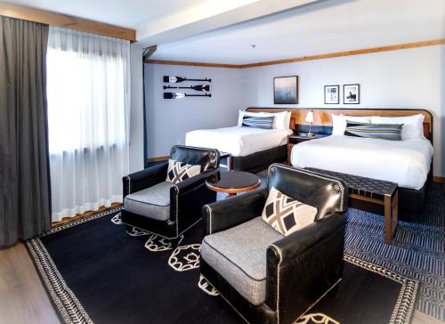 2 double beds