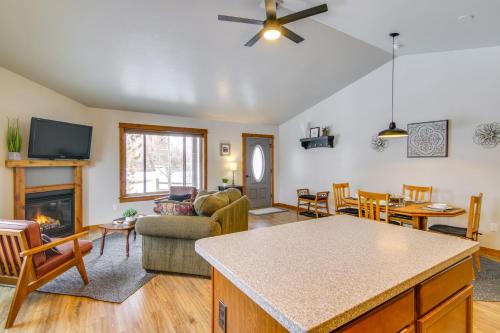 Cozy Belgrade Home Near Skiing, Hiking and Airport! in Belgrade (MT)