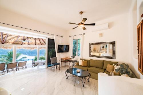 1042 - Villa Tres Hermanas, Santa Cruz Huatulco (Foto 3)