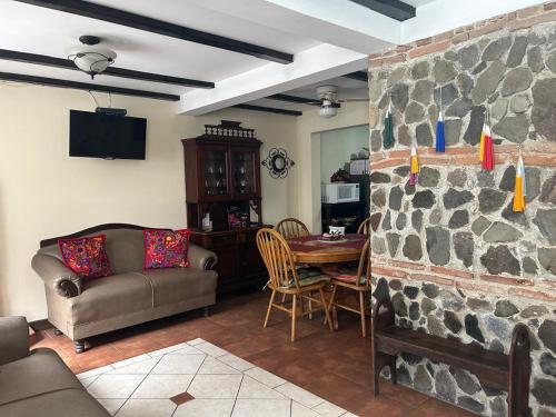 Beautiful Casa Las Mariposas, Antigua Guatemala (foto 7)