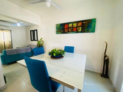 Ground floor apartment, CAS, Centenario, Cons in El Centenario