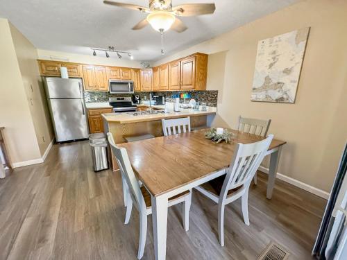 On Island Time at Kelleys Island Condo! in Marblehead (OH)