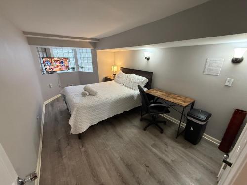 Close to Downtown - Free Parking in Grand Boulevard