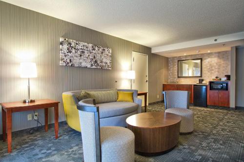 King Suite with Sofa Bed