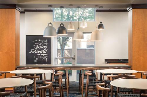 Fairfield Inn & Suites Chattanooga I-24/Lookout Mountain - image 14