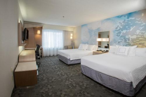 2 queen beds