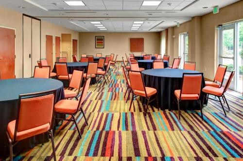 Fairfield by Marriott Inn & Suites Atlanta Stonecrest - 회의실/연회장