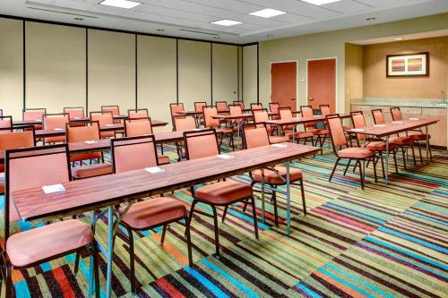 Fairfield by Marriott Inn & Suites Atlanta Stonecrest - 회의실/연회장