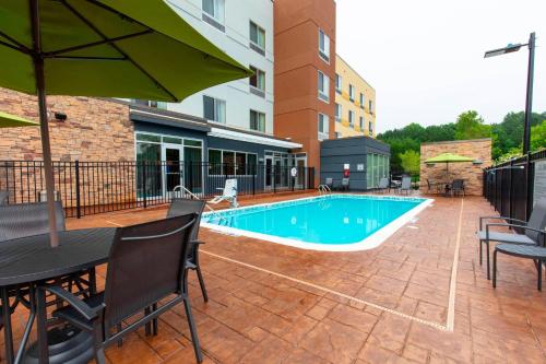 Fairfield Inn & Suites by Marriott Atlanta Woodstock - image 13