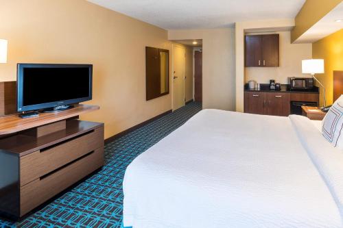 Fairfield Inn & Suites by Marriott Atlanta Perimeter Center - image 12