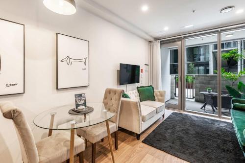 Stylish 2-Storey Retreat With Parking Zodiak Stays, Auckland (fotografie 8)