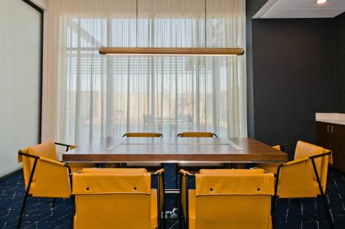 Courtyard by Marriott Rapid City - image 8