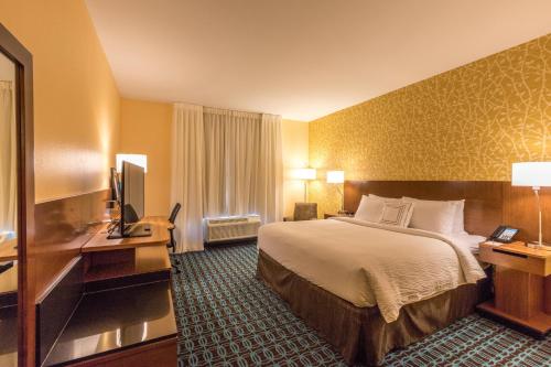 Standard King Room