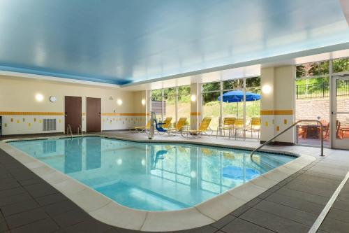 Fairfield Inn & Suites by Marriott Athens - image 6
