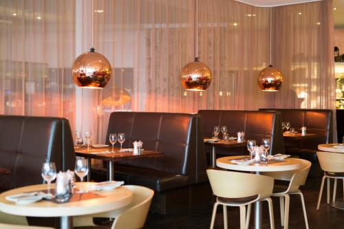 Courtyard by Marriott Stockholm Kungsholmen - image 3