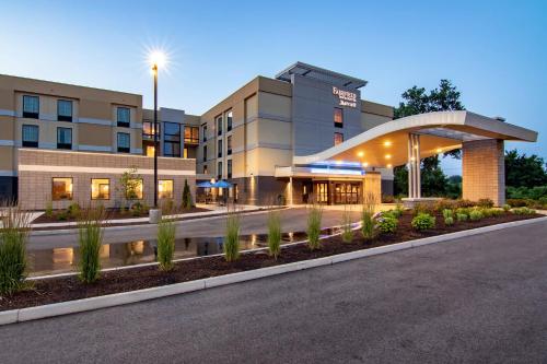 Fairfield Inn & Suites by Marriott Springfield Holyoke in Holyoke, USA