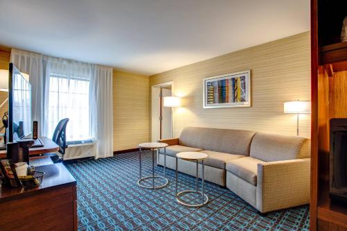 Fairfield Inn & Suites by Marriott Springfield Holyoke in Holyoke, USA