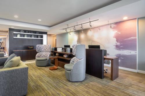 Courtyard by Marriott Princeton - image 6