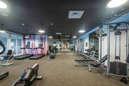 Courtyard by Marriott Toledo West - image 10