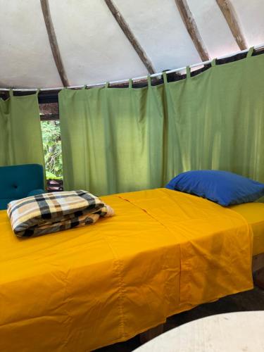 1 twin bed