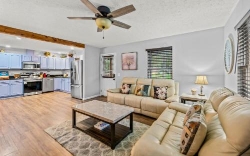 Greenbrier Retreat in Pittman Center, USA