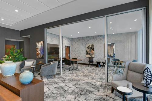 Courtyard by Marriott Hamilton in Hamilton, USA