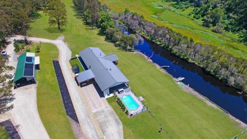 Rivers Edge in Lake Tyers Beach