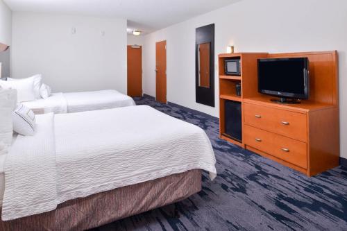 Fairfield Inn and Suites by Marriott Birmingham Pelham/I-65 - image 3