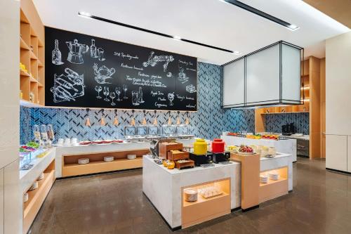 Restaurant, Fairfield by Marriott Beijing Daxing Airport in Daxing District